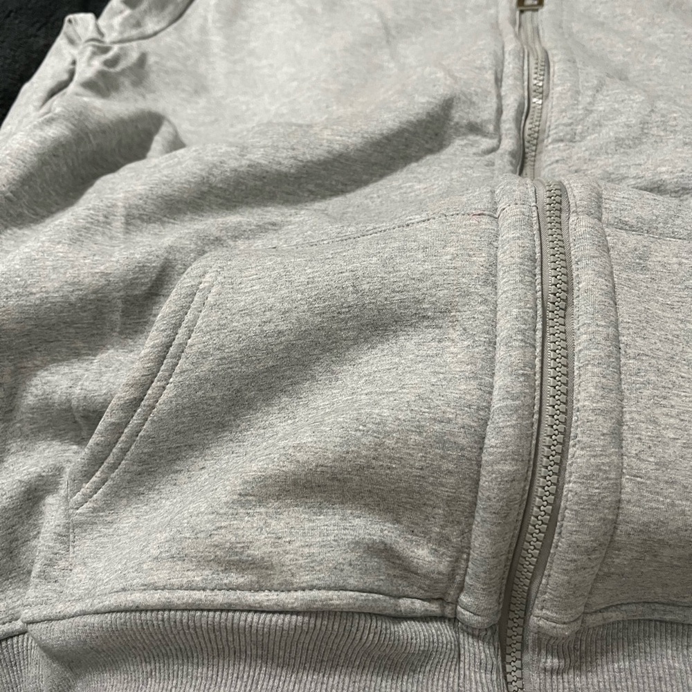 Gray Zip-Up Women’s Sweat Suit